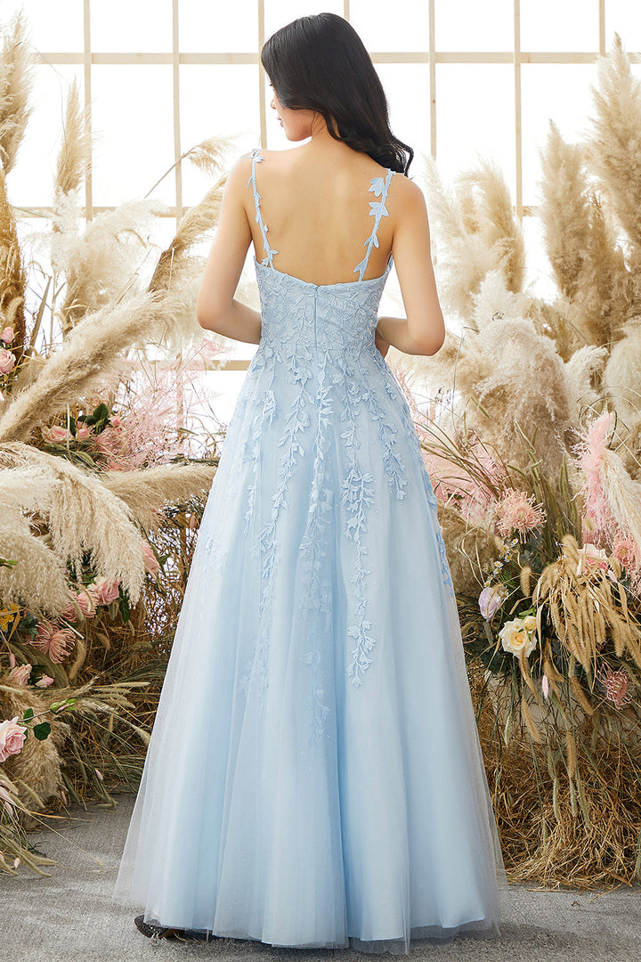 Fashionable Tulle Evening Gown with Appliqués - Victoria