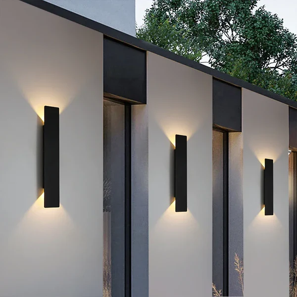 AquaLine LED Outdoor Wall Lamp – Elegant Design with Weatherproof Housing
