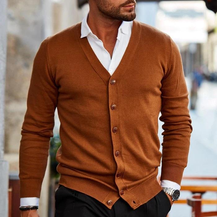 Men’s Button-Up Vest Smart Layers with Effortless Appeal