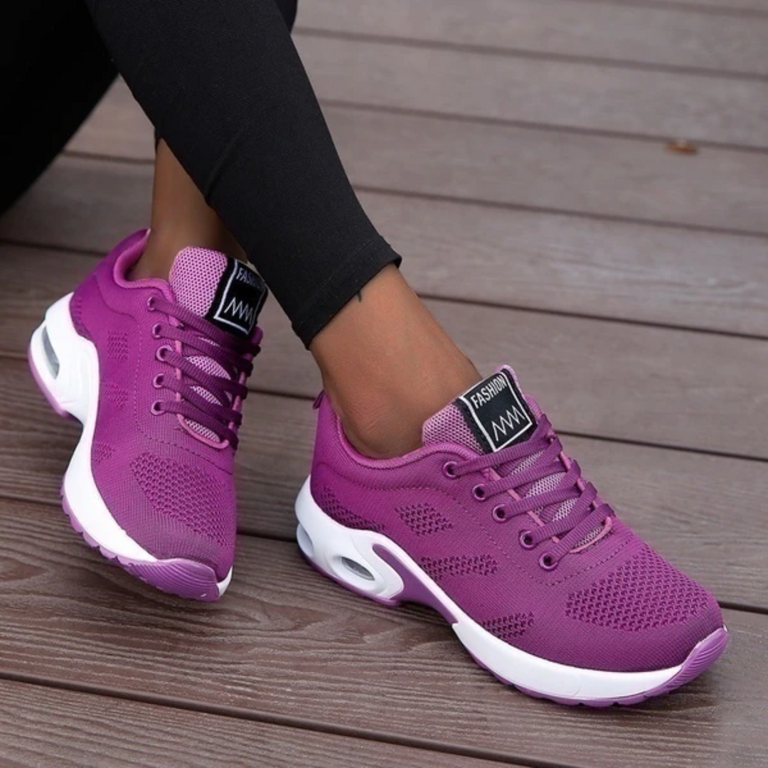 Lightweight orthopaedic women's trainers with breathable mesh and cushioned sole