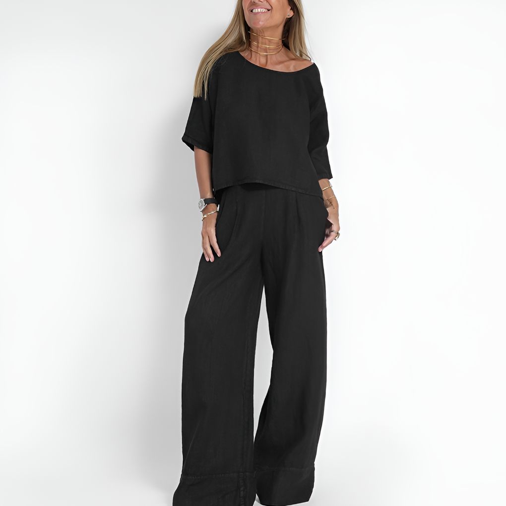 Women’s Relaxed Fit Two Piece Set