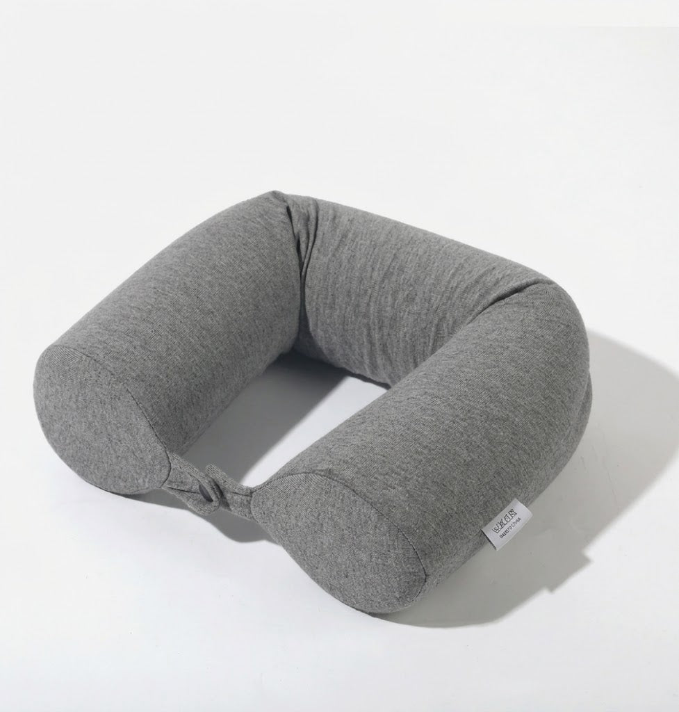 TravelEase Adjustable Travel Pillow – Support and Comfort