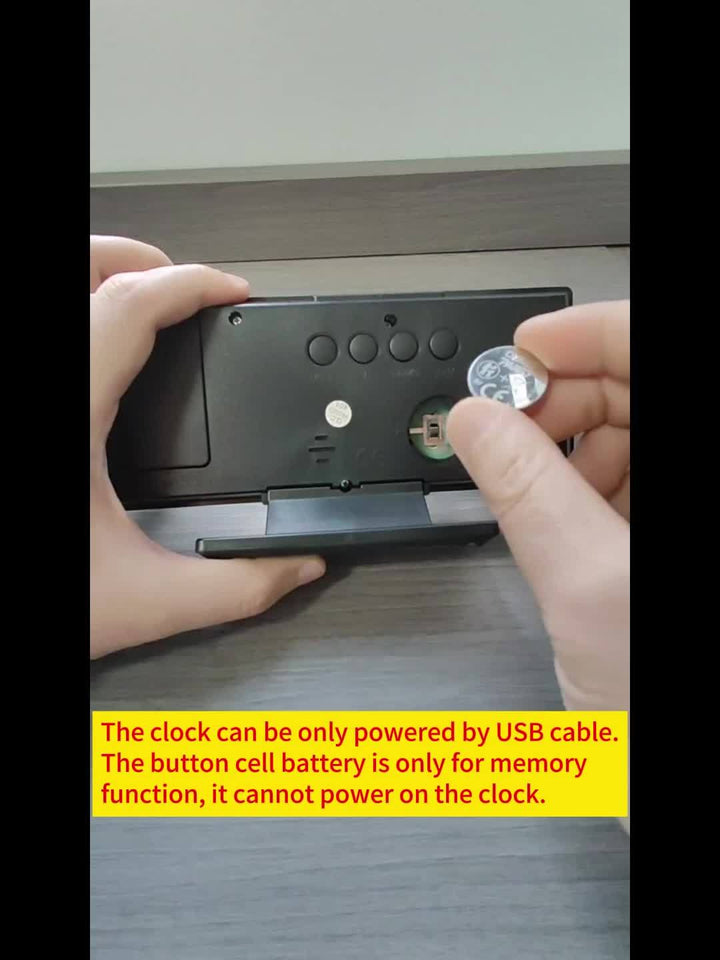 Alarm Clock with LED Projection and Adjustable 180° Projection – Clear Display and Snooze Function for Bedroom or Office