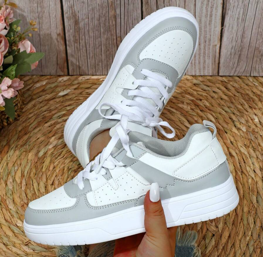 Women’s Sneakers Sporty Comfort with Everyday Elegance