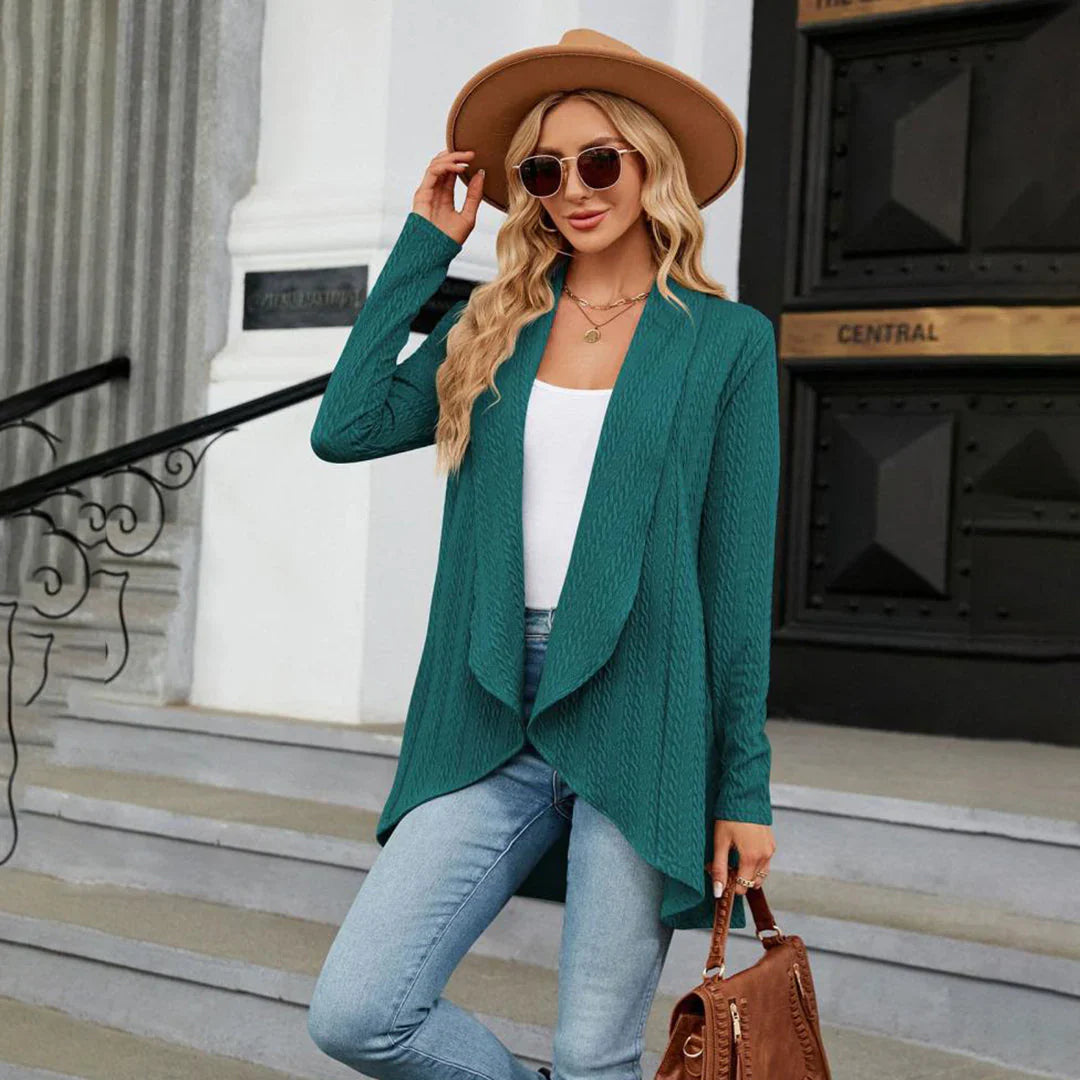 Aurora – Stylish Women's Cardigan for the Autumn Season