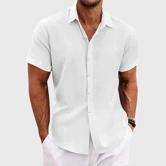 Classic Men's Short-Sleeve Shirt with Button Placket and Flared Collar