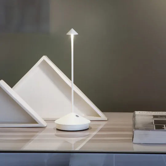 Wireless LED Table Lamp - ModernLumin