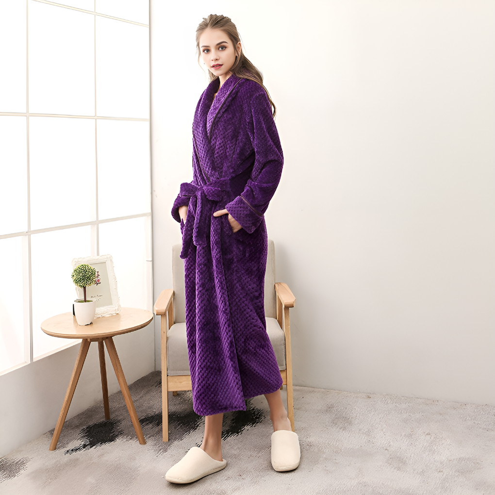 Women’s Plush Hooded Bathrobe