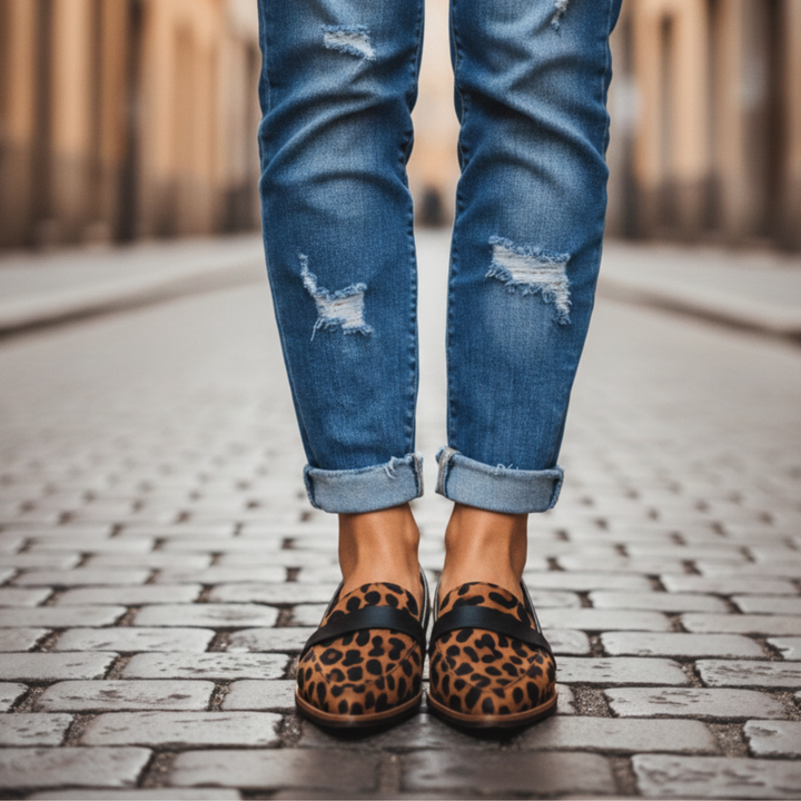 Women's Pointed-Toe Loafers – Classic Flat Moccasins