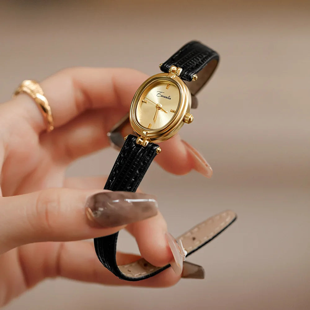 Sienna - Elegant Quartz Watch with Gold-Tone Strap