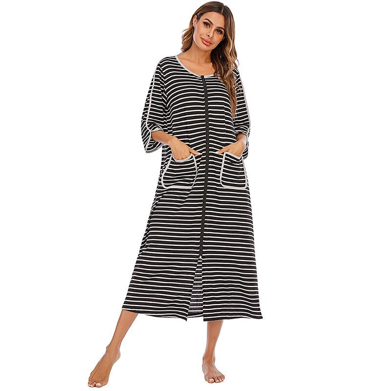 Hooded Dressing Gown with Zip