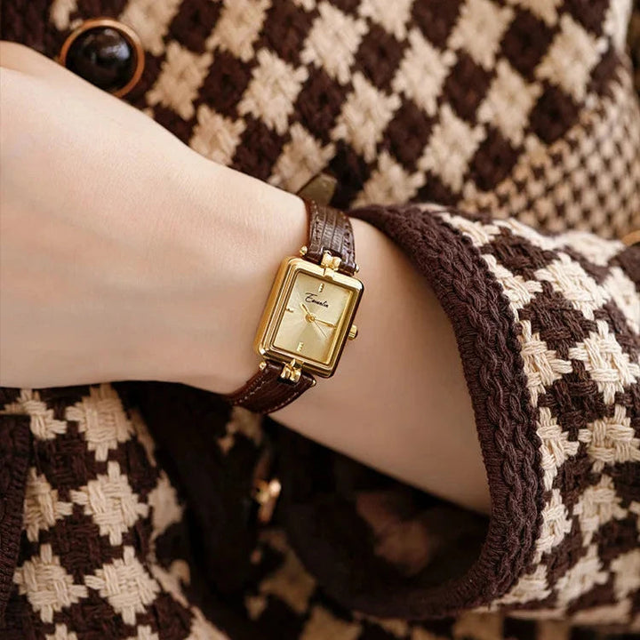 Sienna - Elegant Quartz Watch with Gold-Tone Strap