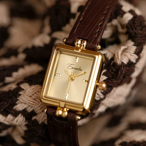 Sienna - Elegant Quartz Watch with Gold-Tone Strap