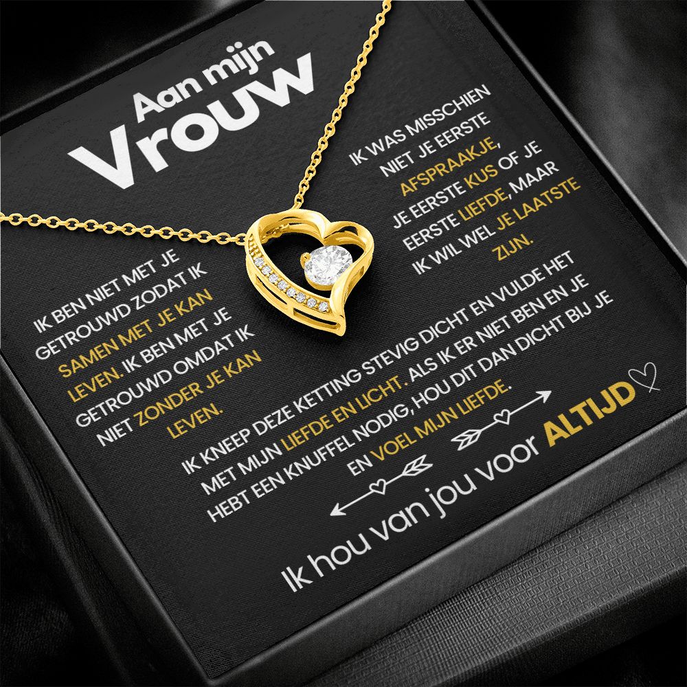 Pendant Necklace with Heart-Shaped Cubic Zirconia Stone - Ella