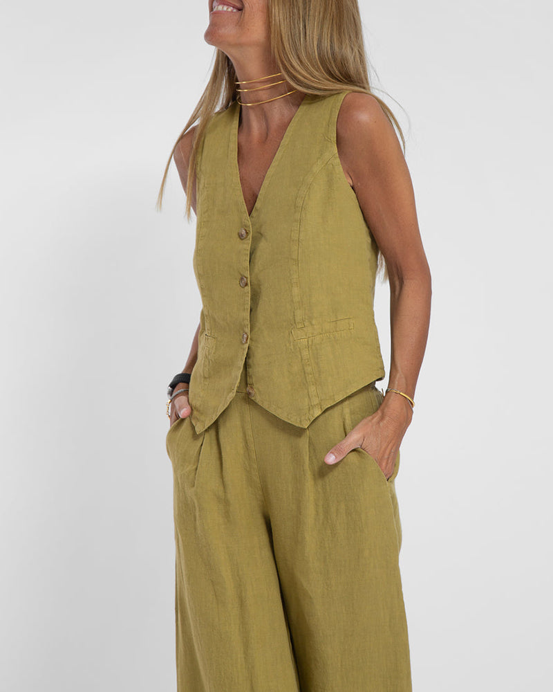 Linen 2-Piece Set with Wide-Leg Trousers and Waistcoat – Alma