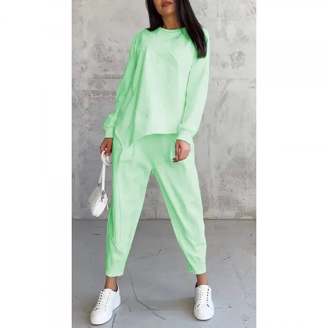 Two-piece set: casual long-sleeved sweatshirt and joggers