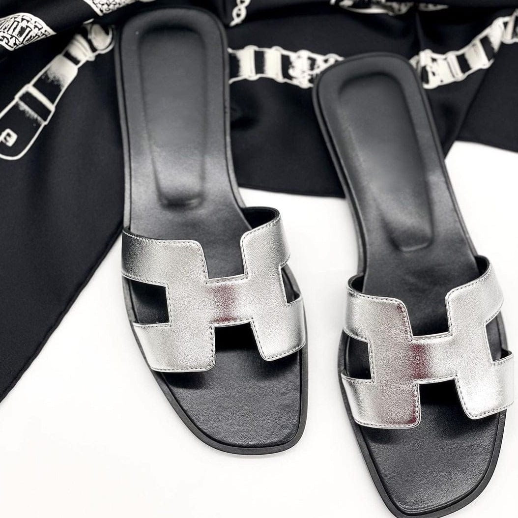 Luxurious and Comfortable Slippers – Elegance and Comfort for Your Home