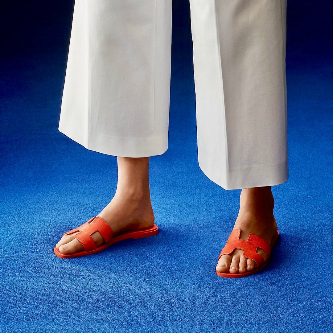 Luxurious and Comfortable Slippers – Elegance and Comfort for Your Home