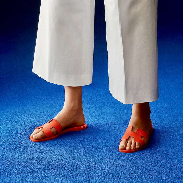 Luxurious and Comfortable Slippers – Elegance and Comfort for Your Home