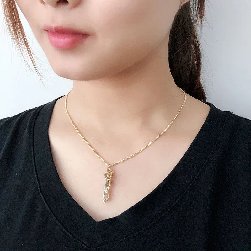 SoulGlow Hug Pendant Necklace | Adjustable Hypoallergenic Necklace for Your Loved Ones