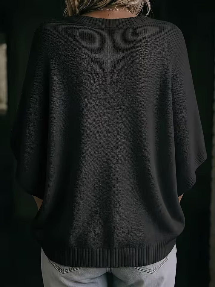 Casual Knit Top with Short Batwing Sleeves and Round Neckline