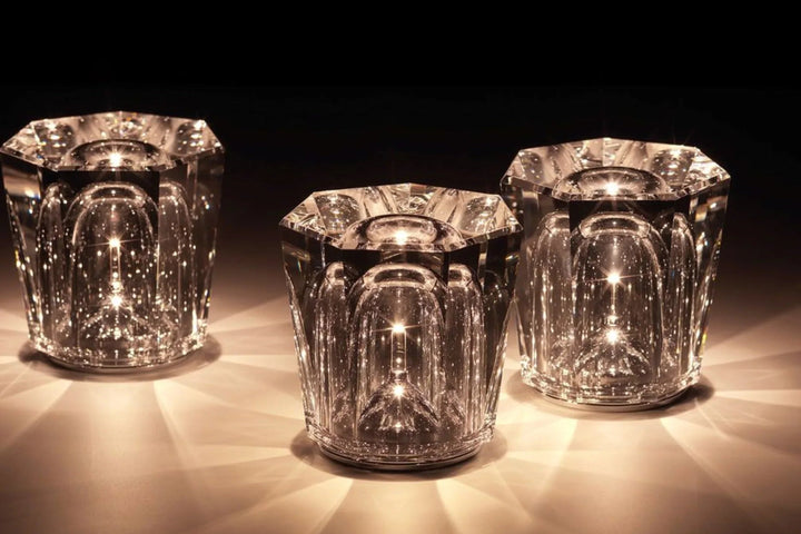 VÉLORIA Crystal Table Lamp | Diamond-Shaped Design & 360° Light Play | Cordless & USB Rechargeable | Up to 12 Hours of Light