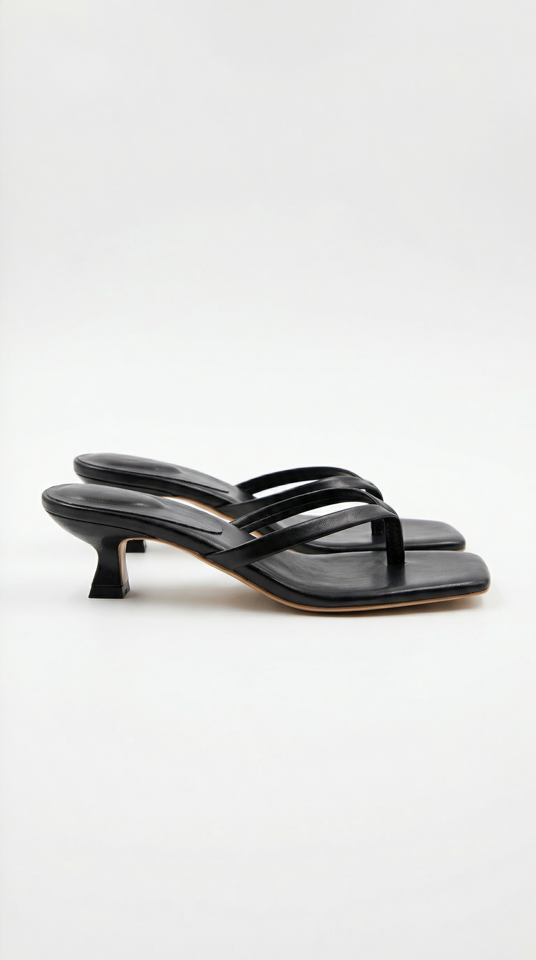 Heeled flip-flops – casual summer sandals for women