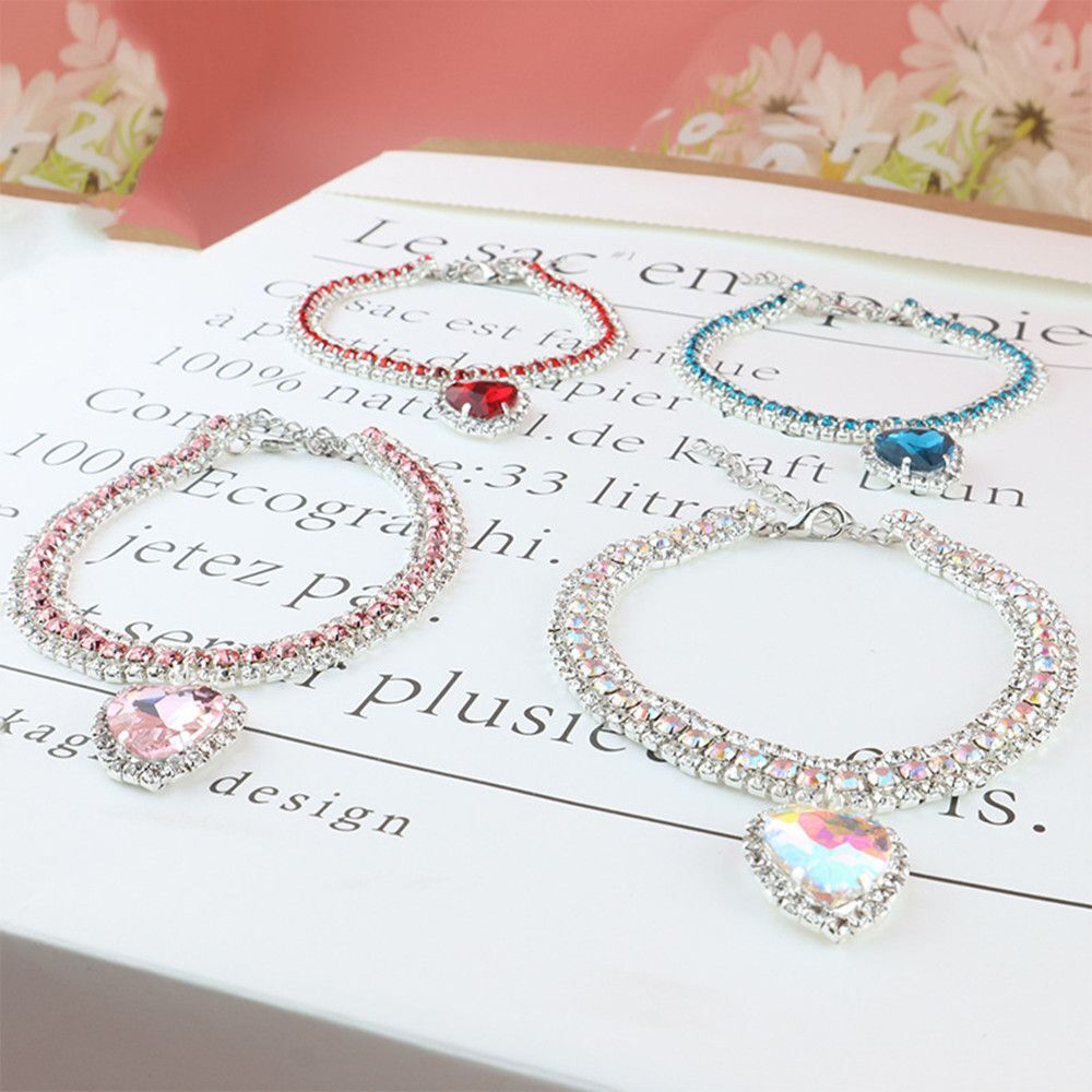 Luxury Cat | Luxury Crystal Cat Collar with Reflective Gem Heart Pendant